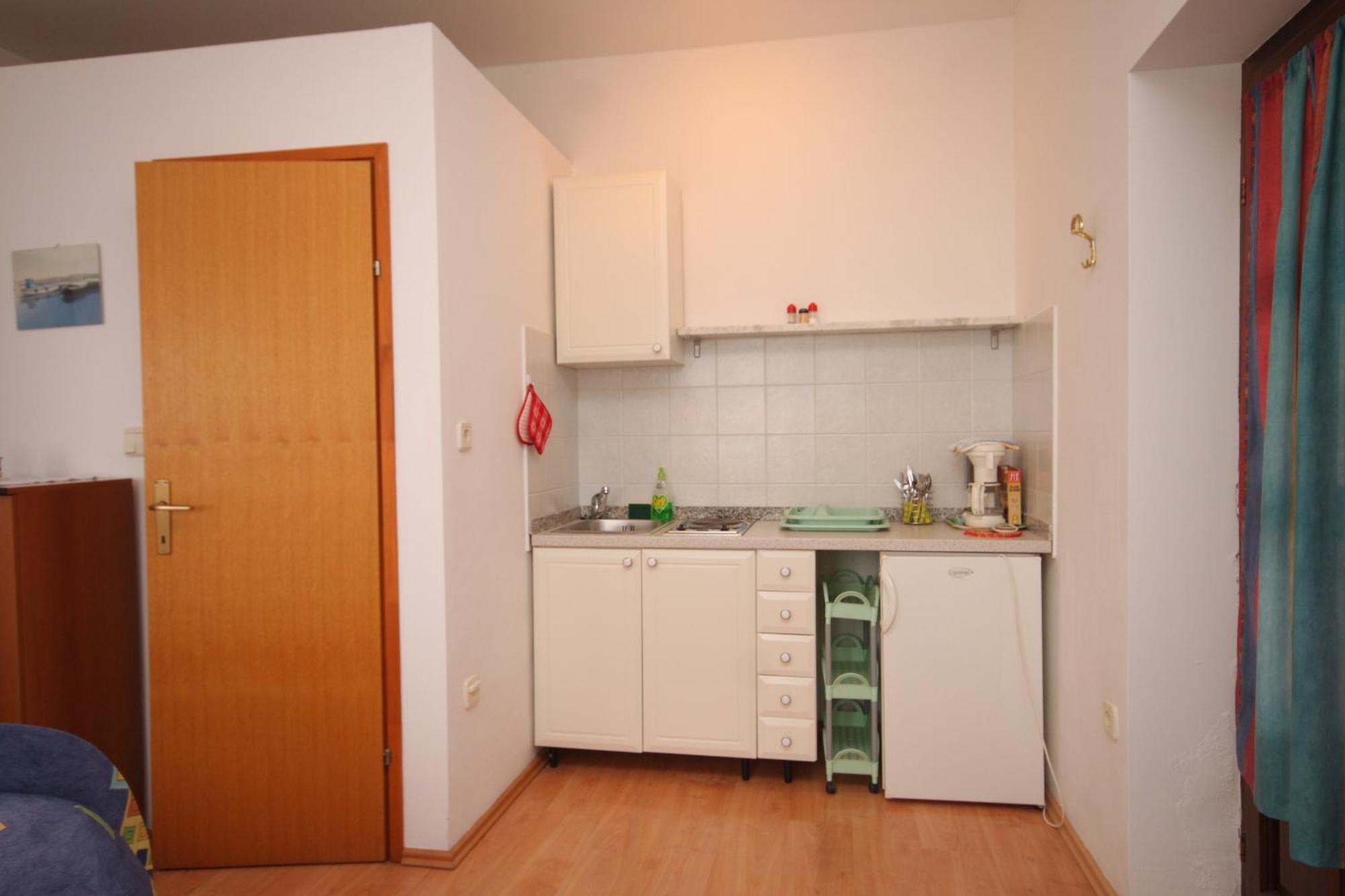 Apartments With A Parking Space Kraj, Opatija - 7794 Kraj  Exterior photo